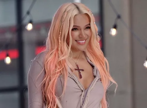 ¿Karol G presenta un disco cargado de indirectas?