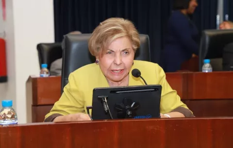 Mayín Correa propone ajuste para jubilados que trabajan