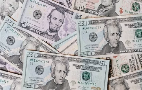 Décimos pagados fuera de fecha deben tener recarga del 10 %