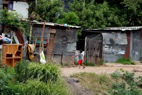 Honduras se convirtió en 'fábrica de pobres'