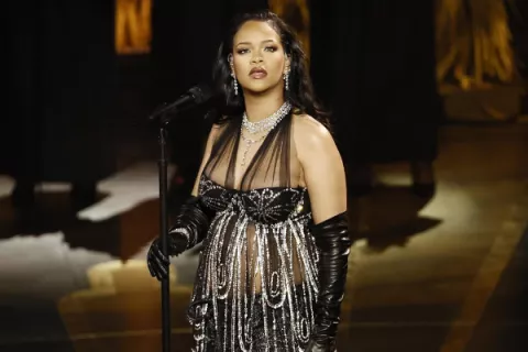 Rihanna le dio la bienvenida a su segundo hijo