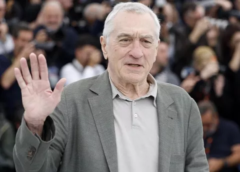 Robert De Niro celebra su cumpleaños a lo grande