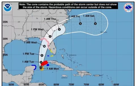 Idalia se intensifica en su marcha hacia Cuba