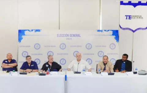  Evalúan resultados del TER en las primarias de partidos
