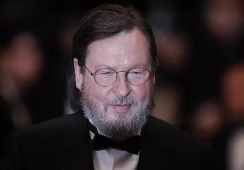 Director de cine anuncia que busca novia