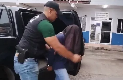 ¡Atroz! Hombre mata a cuchilladas a su mujer embarazada 