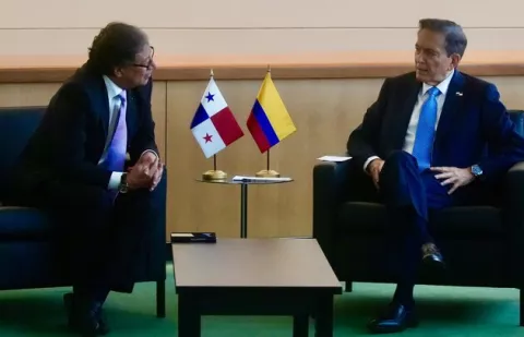 ¿De qué conversaron Laurentino Cortizo y Gustavo Petro?