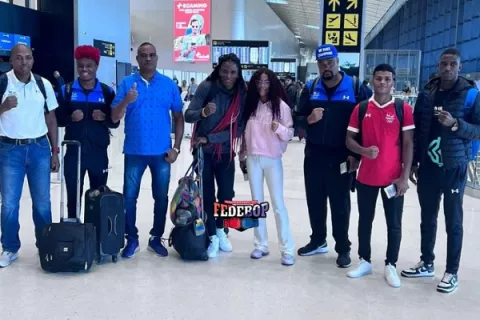 Boxeo olímpico panameño se concentran en Colombia