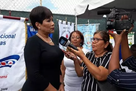 Gobernadora se queja por exclusión de Colón en la oratoria
