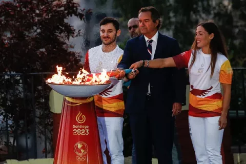 Chile es  iluminada por la antorcha de Panamericanos