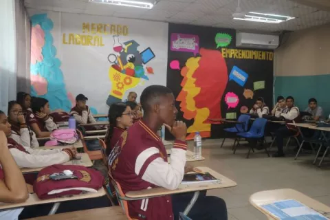 Faltan 14 semanas para culminar periodo escolar