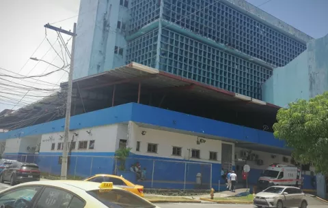 Personal de CSS en paro parcial en atención médica en Colón