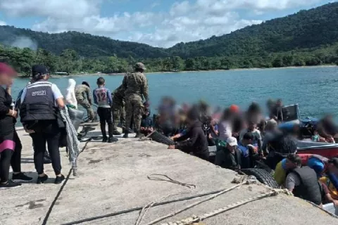 Capturan a cinco colombianos con 150 migrantes ilegales 