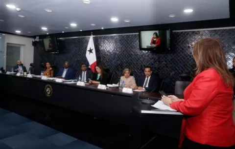 Periodistas piden retirar proyecto de Ley de Transparencia