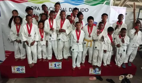 Colón destaca en judo con medallas  en torneo nacional
