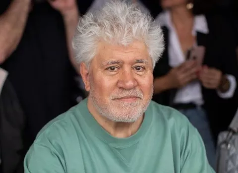 Pedro Almodóvar defiende la libertad de creación 