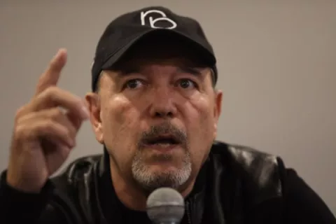 Blades sobre el reguetón: 'Algunos no hablan ni afinado'
