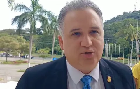  TE jugaría con su credibilidad de no aceptar postulación