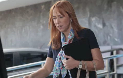Ana Tovar de Zarak reaparece en evento de Roux y Blandón