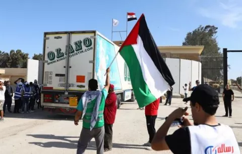 ONU: camiones entraron a Gaza con comida, agua y medicinas