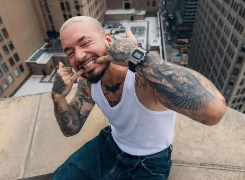 J Balvin, investigado por cantar en fiesta de narco
