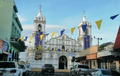 Chitreanos se preparan para su gran fiesta de fundación