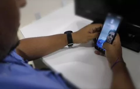 Policía alerta sobre ciberdelito a través de videollamada  