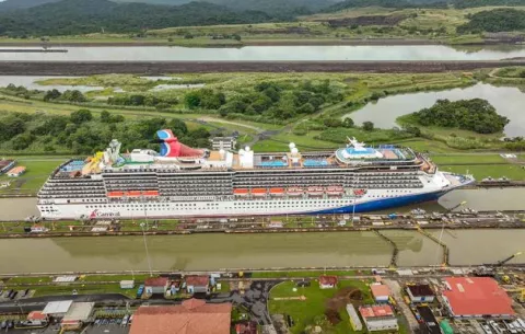 Empieza temporada de cruceros por el Canal de Panamá