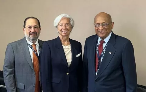 Héctor Alexander destaca fortalezas de la economía panameña