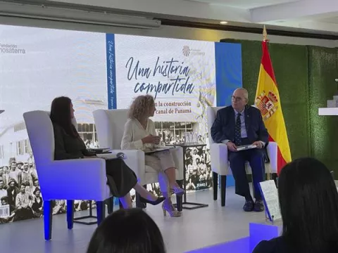 Españoles trabajaron a pico y pala en construcción del Canal