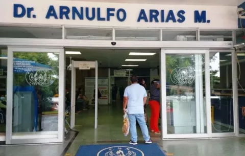 Formulan cargos a médicos cirujanos por homicidio culposo