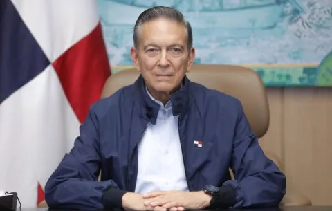 Cortizo convoca referendo para decidir sobre contrato minero