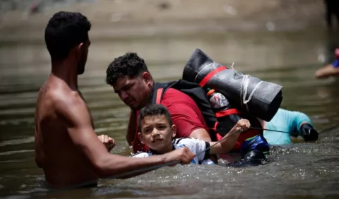 Débiles medidas de restricción  para mitigar  la migración