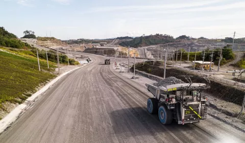 Trabajadores de la mina exigen retomar discusión de contrato
