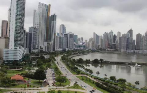Moody´s rebaja la calificación de riesgo de Panamá