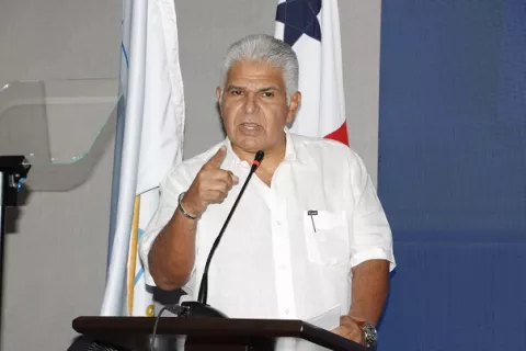 Un candidato a vicepresidente que no será 'gerente de circo'