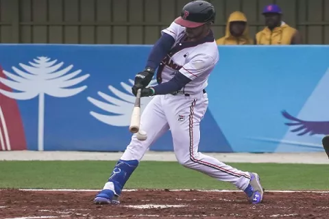 Panamá cae ante Colombia, va por el bronce en béisbol 