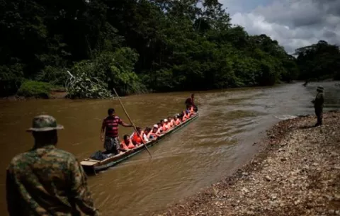Panamá y Costa Rica activan un 'corredor humanitario' 
