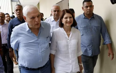 OEA debe revisar peligros que amenaza la democracia panameña