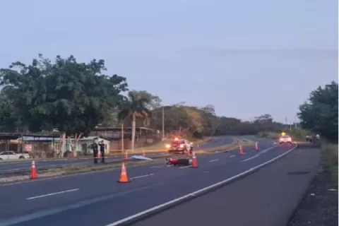 Motorizado pierde la vida en una colisión frontal en Parita