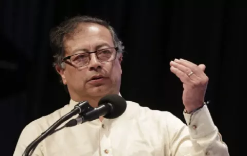 Gustavo Petro amenaza con suspender relaciones con Israel