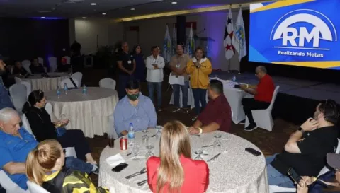 RM terminará mañana de escoger su oferta electoral