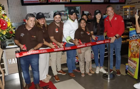 Sbarro inaugura sucursal en Va&Ven de Terpel Calle 50