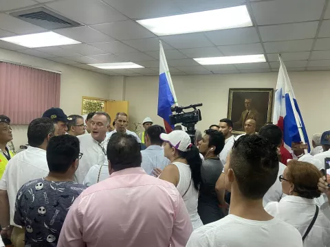 Sociedad civil exige atención para Hospital Nicolás Solano