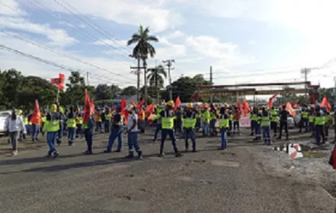 Suntracs cierra la vía Panamá-Colón por tramo de Coco Solo