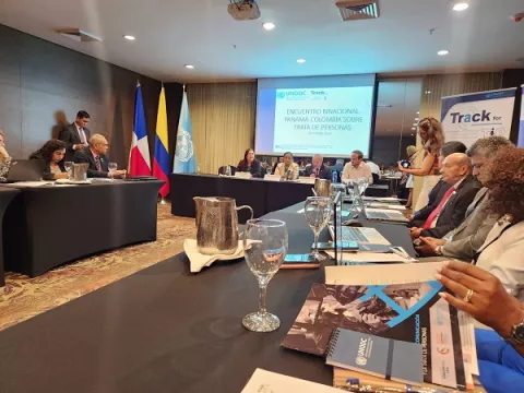  Organismos abordan problemática de la trata de personas