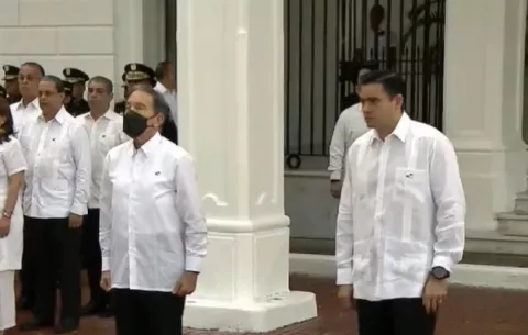  Actos del 3 de noviembre se realizaron a puertas cerradas