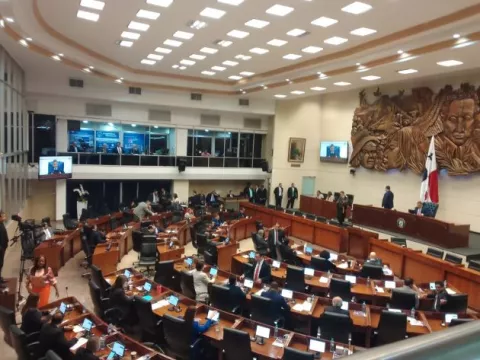 Proyecto que deroga Ley 406 de 2023 pasa a tercer debate