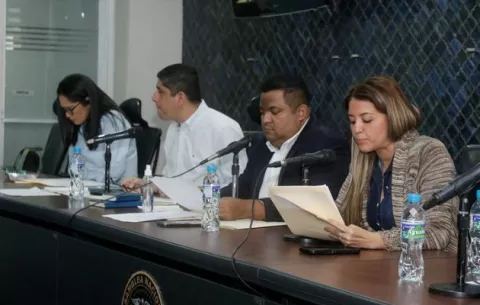  Comisión de la Asamblea Nacional cita al director de ASEP