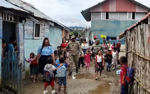 Senafront realiza caminata de integración en Guna Yala